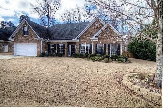 1st image of 874 Robert Jesse Dr