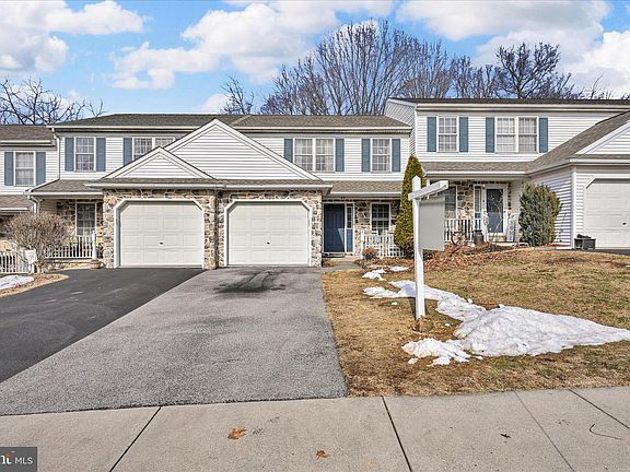 3rd image of 24 Heron Rd