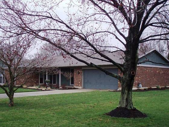 1st image of 2285 Seneca Dr