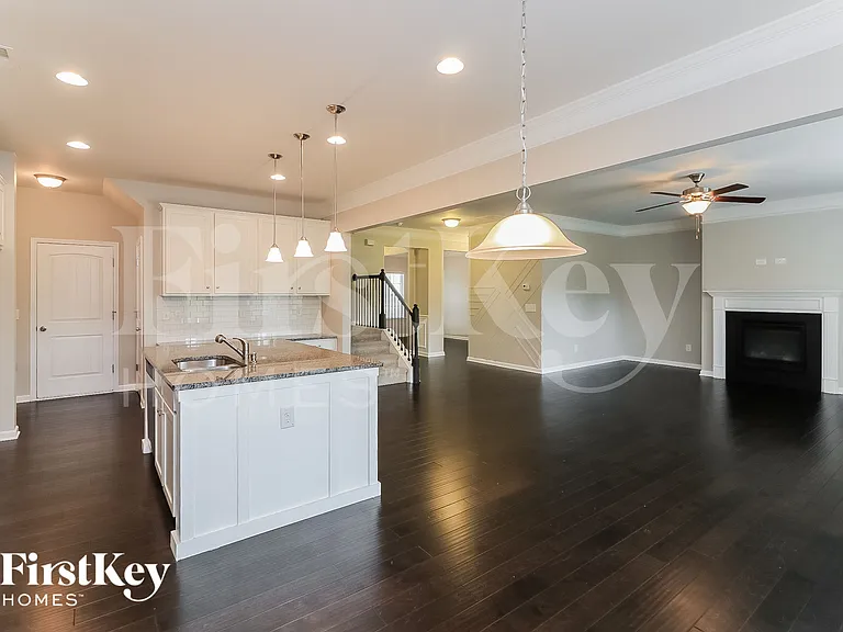 272 Persian Ivy Way — Photo 10