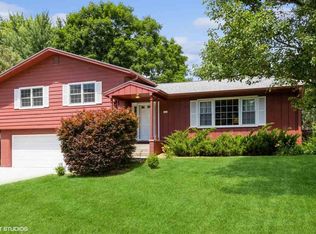 1606 Derwen Dr, Iowa City, IA 52246