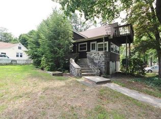 6 Lakelands Ave, Greenwood Lake, NY 10925