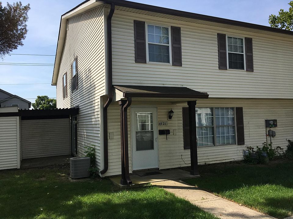 1st image of 4921 Oakwood Trl