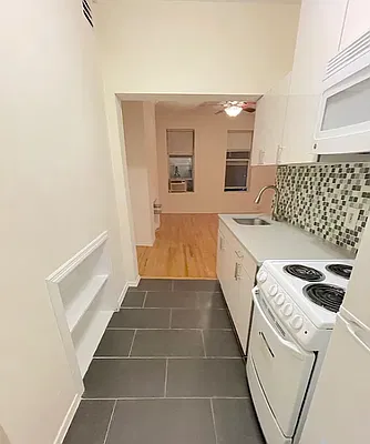 Kitchen, photo 1
