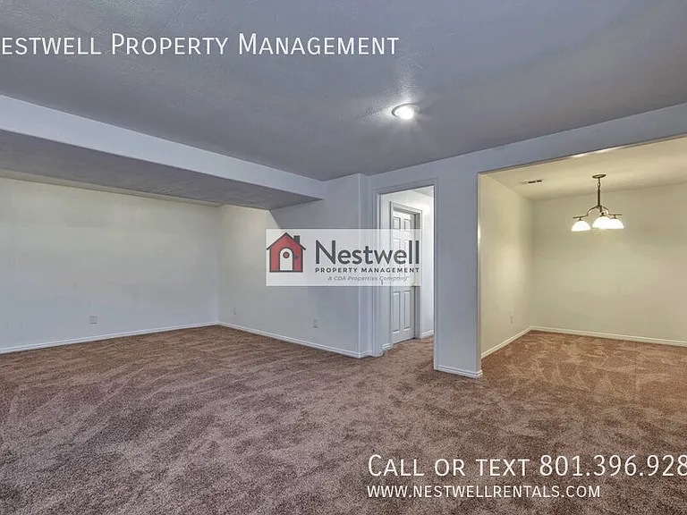 220 W 90 N — Photo 11