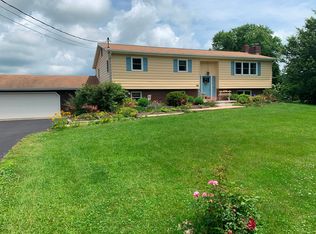 1127 E Lime Bluff Rd, Muncy, PA 17756