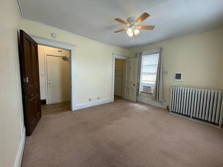 618 W Church St #4 — Photo 7
