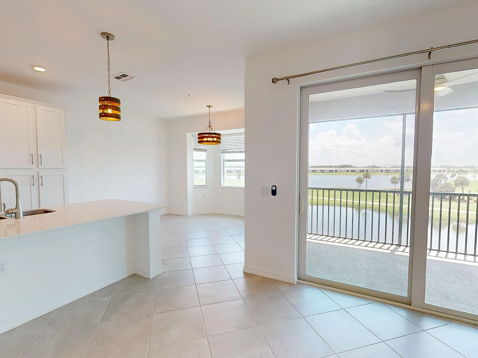 2 bed, 1154 sqft, $2,000 — Photo 3