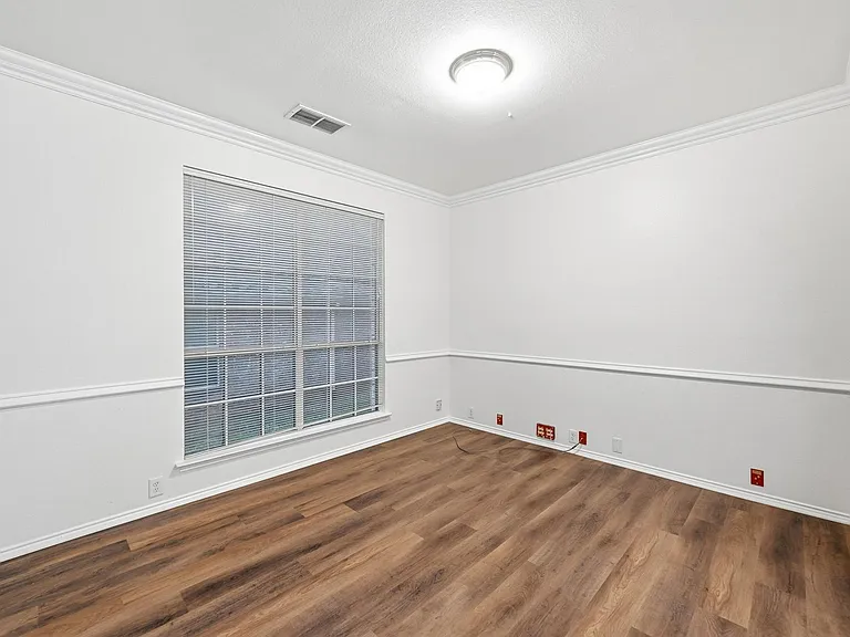 2216 Oak Park Dr — Photo 7