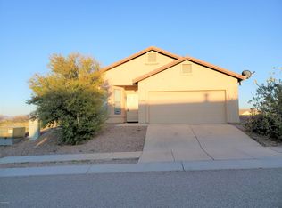 1702 S Tenen Pass Dr, Benson, AZ 85602