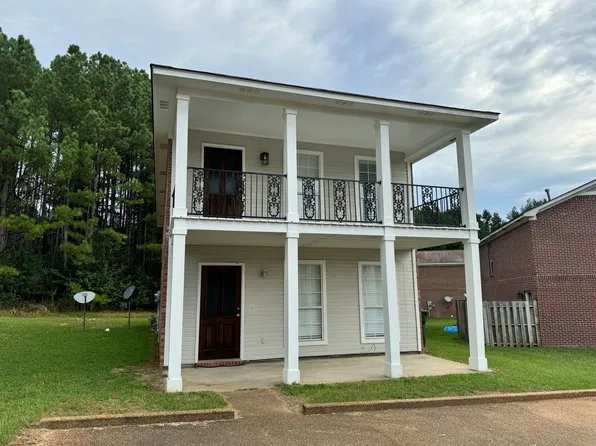402 Saddle Creek Dr, Oxford, MS 38655