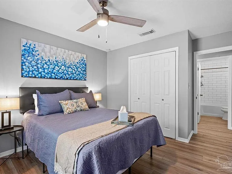 3783 E Olive Rd — Photo 15