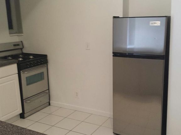5th image of 150 W 83rd St