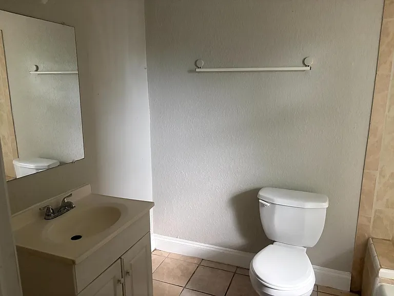 Unit Photo