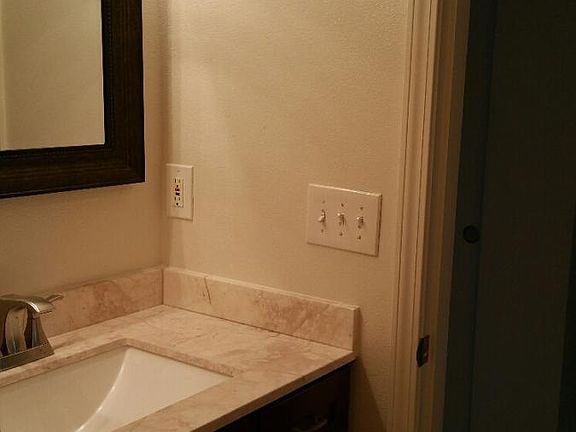4th image of 930 Sunrise Pl SW APT F23