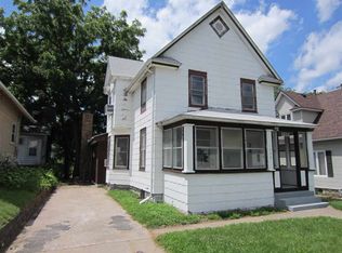 1642 14th St, Rock Island, IL