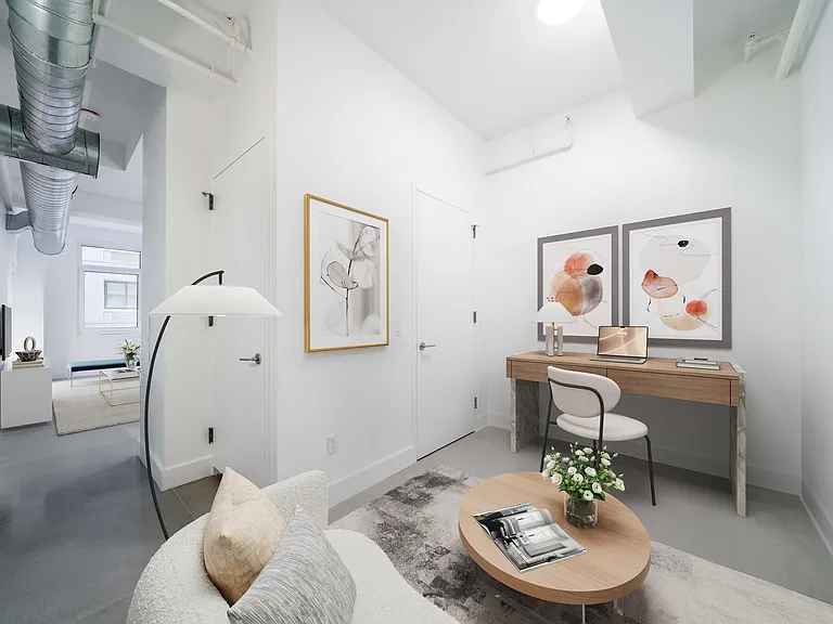 339 W 38th St #6H — Photo 3