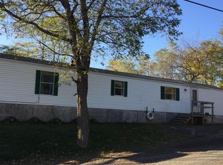 30 Mountain Rd, Rockland, ME 04841