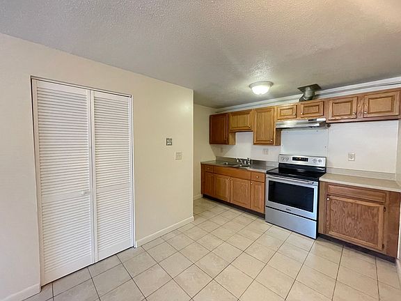4th image of 181 Loudon Rd APT 202