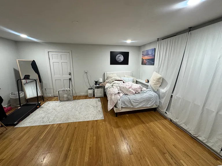 506 E Broadway #2 — Photo 2