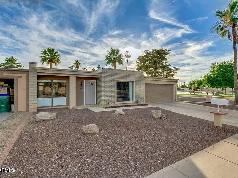 400 S Paladin Cir — Photo 1