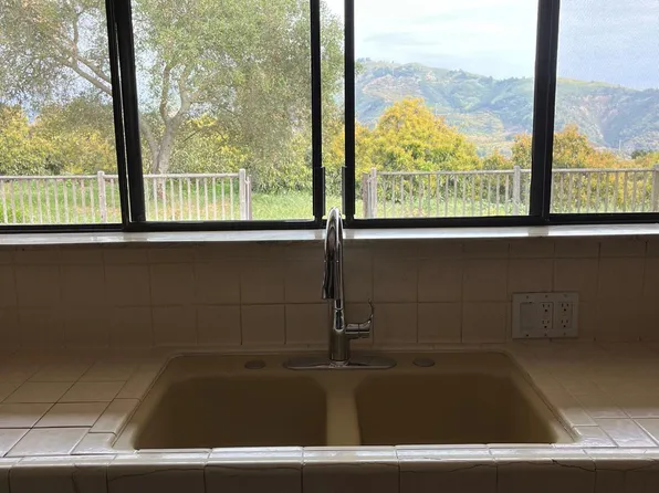 1640 Shepard Mesa Ln, Carpinteria, CA 93013