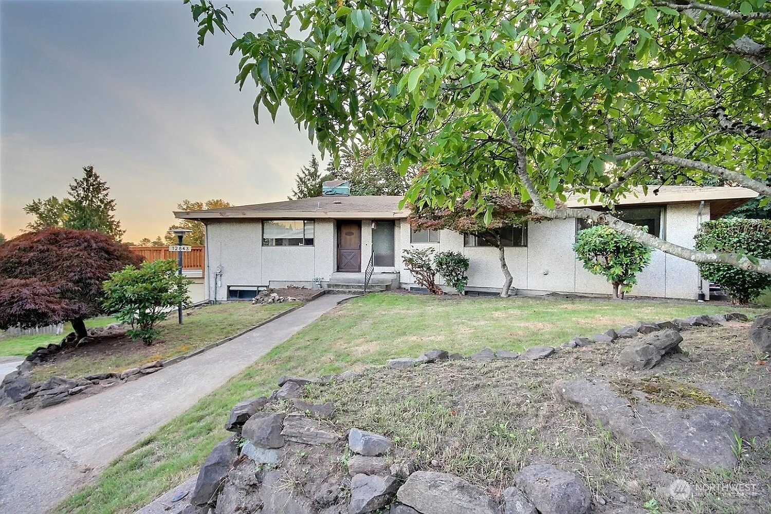 12843 77th Avenue S photo 1