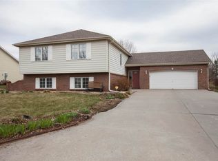 4001 Lindsey Dr, Manhattan, KS 66502