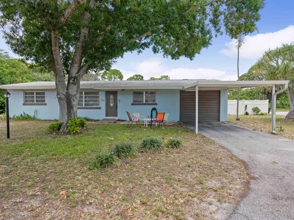 2966 Jamaica Drive, Palm Beach Gardens, FL 33410