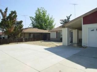 662 S Thompson St, Hemet, CA 92543
