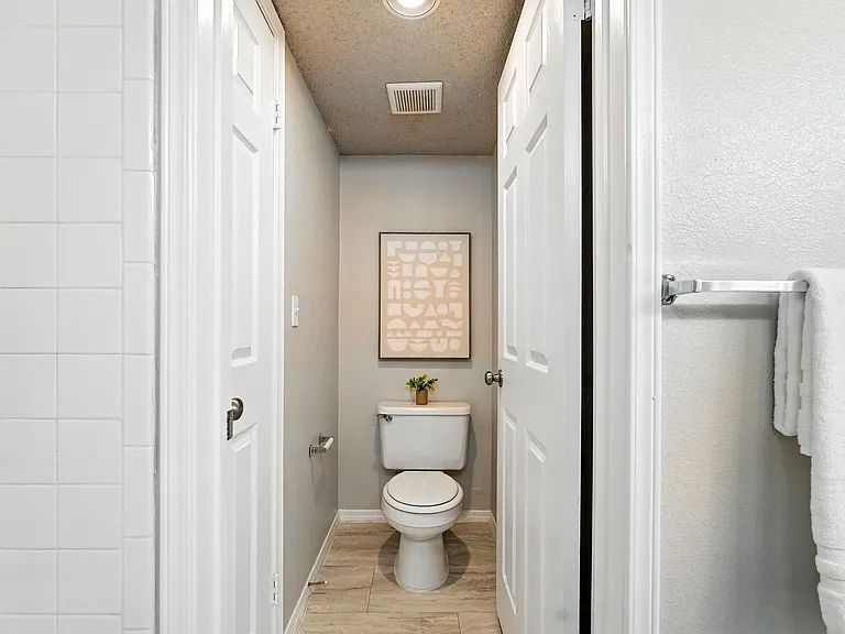 1876 Mallard Dr — Photo 20