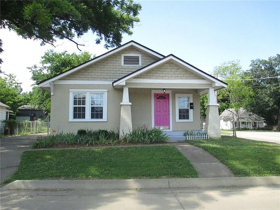 1st image of 1121 Poplar St