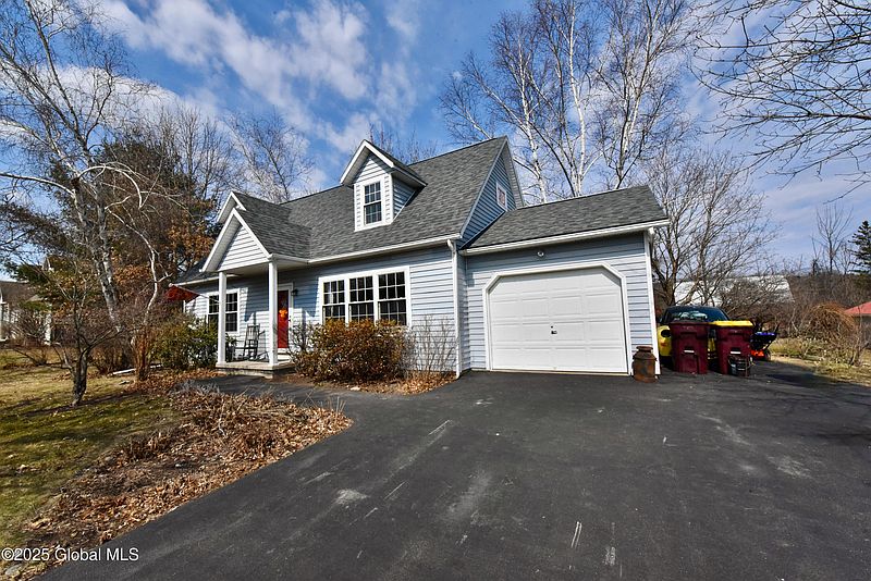 2nd image of 39 Whipple Way