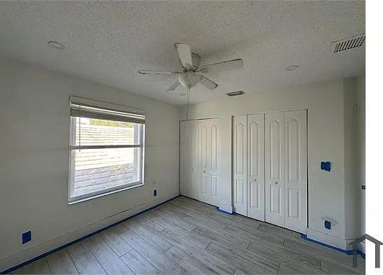 124 Canterbury Pl — Photo 24