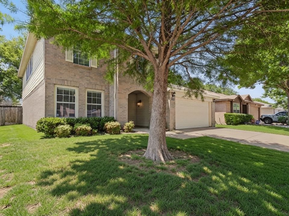 1st image of 9305 Goldenview Dr