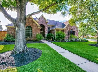 2502 Lakeside Dr, Seabrook, TX 77586