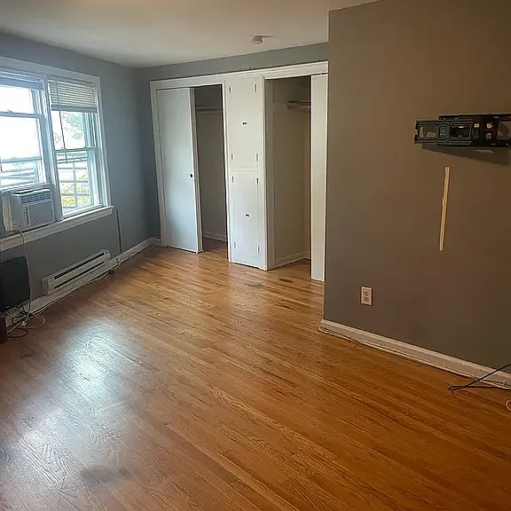 335 3rd St #1 — Photo 3