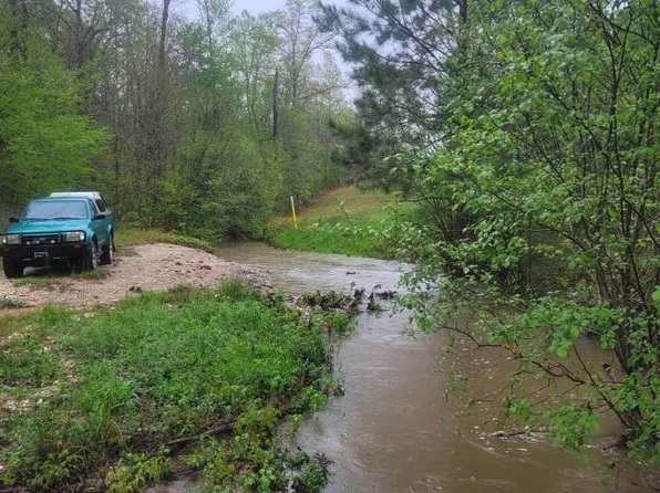 755 Pine Ridge Rd #755, Sylacauga, AL 35151