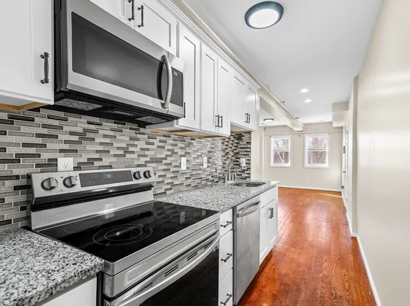 223 Clinton St APT 16, Brockton, MA 02302