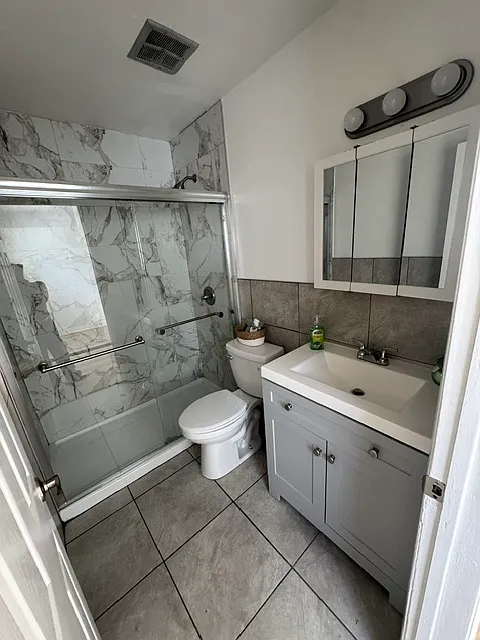1 bed, 550 sqft, $1,950 — Photo 3