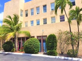 2716 S Dixie Hwy, West Palm Beach, FL 33405
