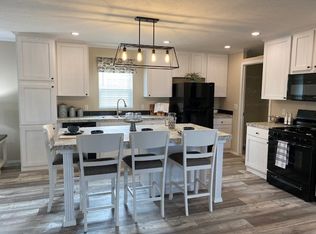 1218 Park Dr, Mount Pleasant, MI 48858