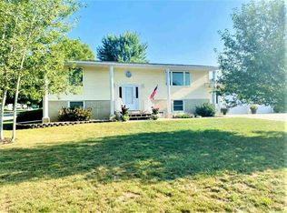 915 Purdy St, Jesup, IA 50648