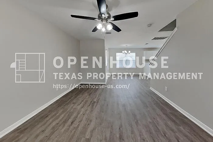 3 bed, 2.5 bath, 1880 sqft, $2,050 — Photo 4