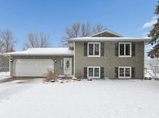 16555 Gerdine Path W, Rosemount, MN 55068