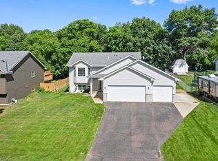 1002 3rd Ave SW, Isanti, MN 55040