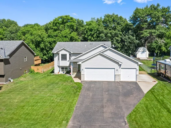 1002 3rd Ave SW, Isanti, MN 55040