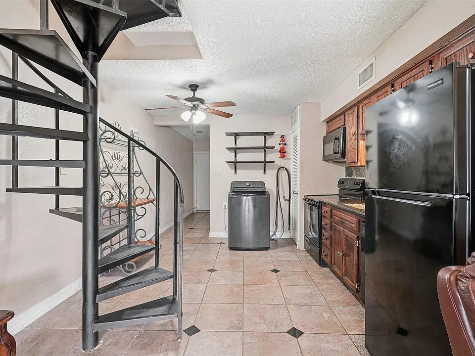 12900 Walden Rd #206