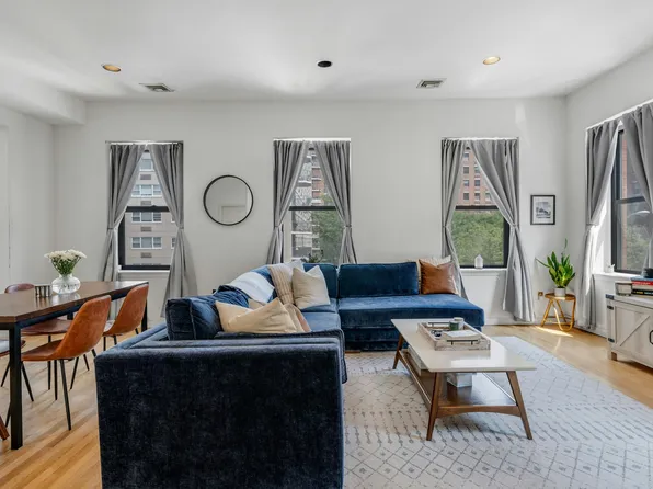 300 Hudson St APT 7, Hoboken, NJ 07030