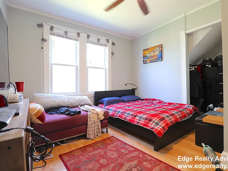 57 S Crescent Cir #1 — Photo 12